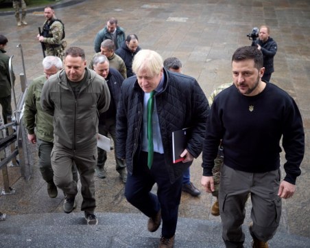 Борис Джонсън посети Киев, обеща подкрепа от Великобритания