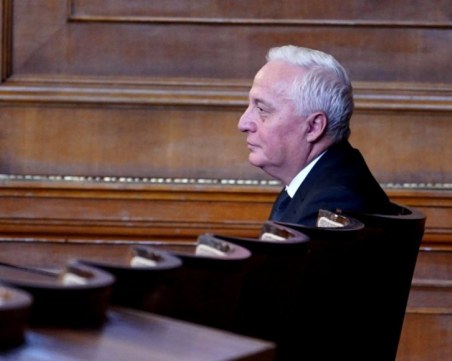 Смененият шеф на Сметната палата: Парламентът наруши закона
