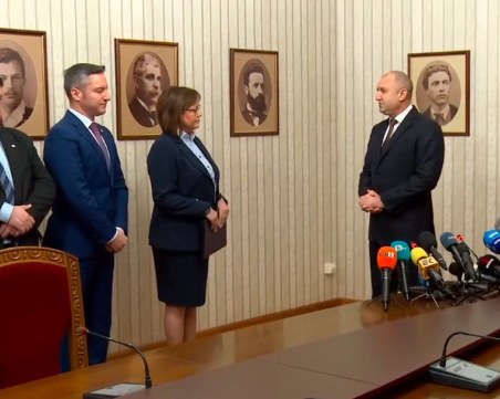 Нинова върна третия мандат, Радев решава днес кога ще разпусне парламента