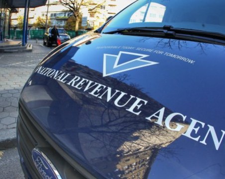 Разбиха схема за измама за милиони, сред арестуваните и българи