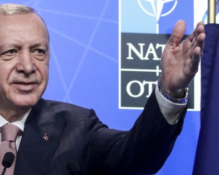 Турция не пуска Швеция в НАТО, Финландия поиска отлагане на преговорите