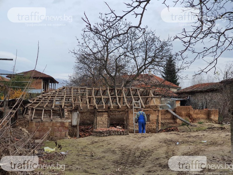 Десетки наследници и къщи без книжа оставят тежко пострадалите от Карловско без помощи