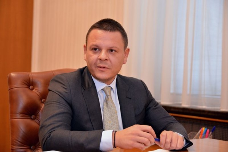 Министърът на транспорта обеща увеличение на заплатите в „Български пощи