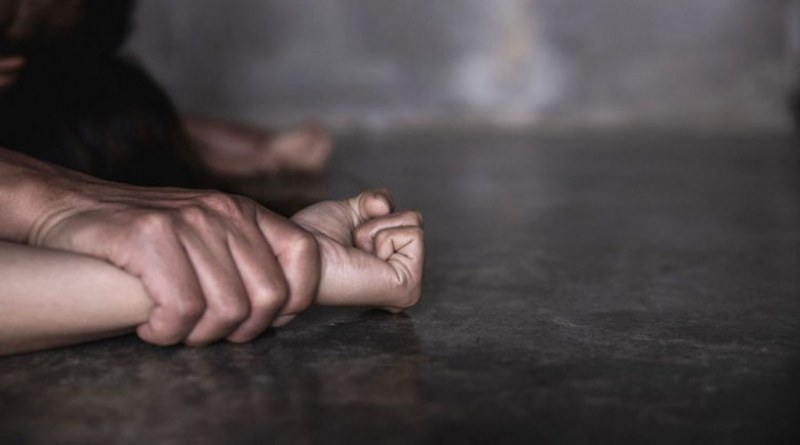 Младеж изнасили 73-годишна жена, жертвата е в болница
