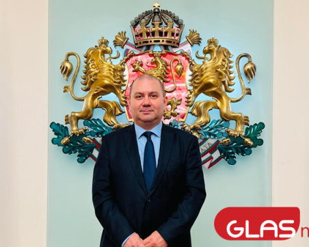 Конституционалист с коментар за новия референдум на Слави Трифонов