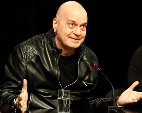 След дъжд качулка: Слави подава декларация пред КПКОНПИ