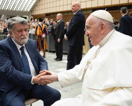 Вежди Рашидов на аудиенция при папа Франциск