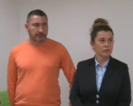 Задържаните български туристи в Мексико: Държаха ни в килия, даваха ни вода от пликчета