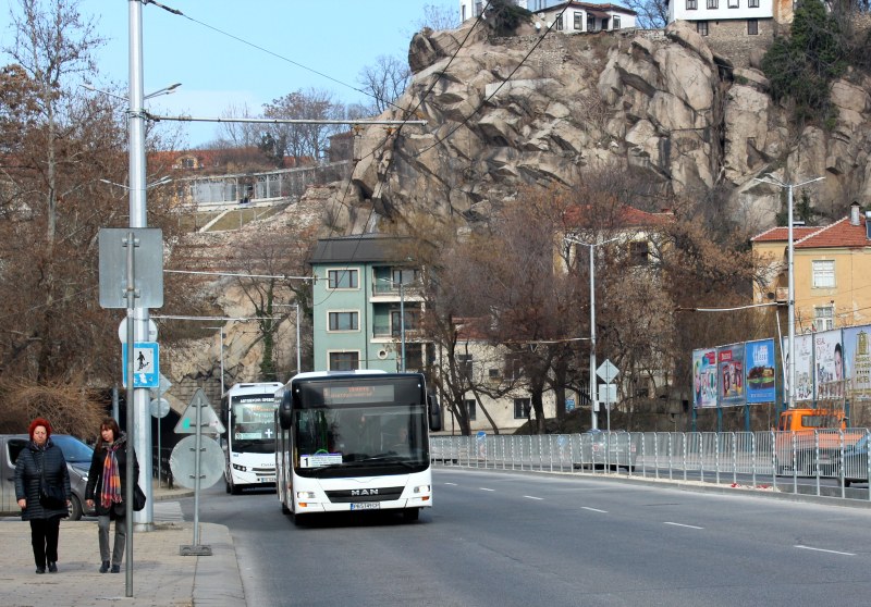 Заради грипа и ваканцията: Намаляват автобусите от градския транспорт в Пловдив