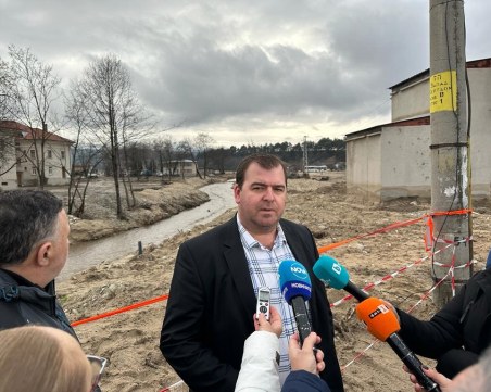 Министърът на земеделието обеща помощ на кмета на община Карлово