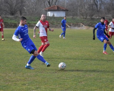 След много пропуски Спартак с равенство срещу Саяна в контрола