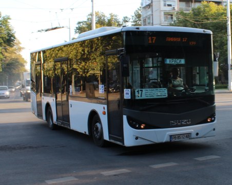 Възстановяват маршрута на автобус № 17 в района на Гребната база