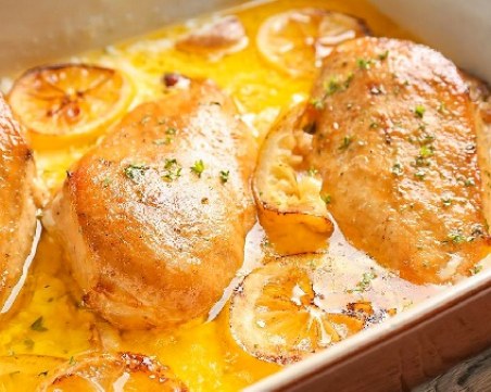 Печени пилешки гърди с цитрусов сос, мед и горчица