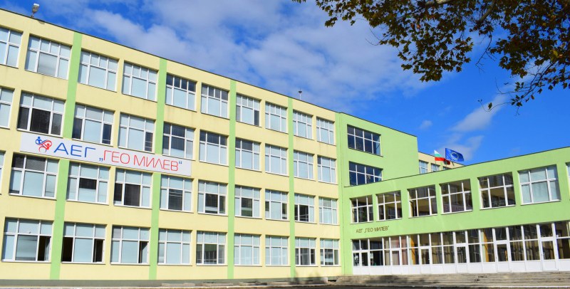 Ученичка почина в бургаско училище