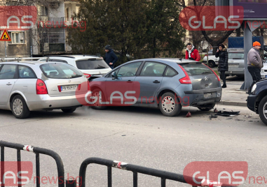 Катастрофа е станала тази сутрин в Пловдив Три автомобила