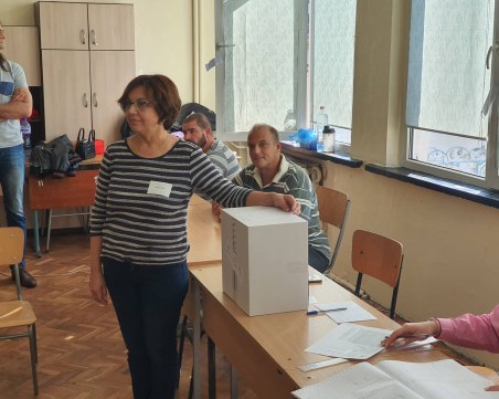 ЦИК избра хартията за машинния вот