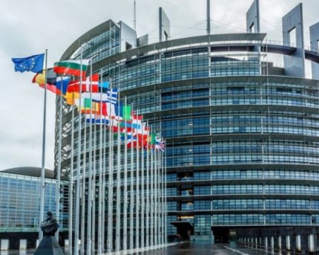 Европарламентът прие резолюция, подкрепяща присъединяване на Украйна към ЕС