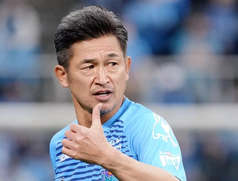 55-годишен японец ще играе във втора дивизия на Португалия