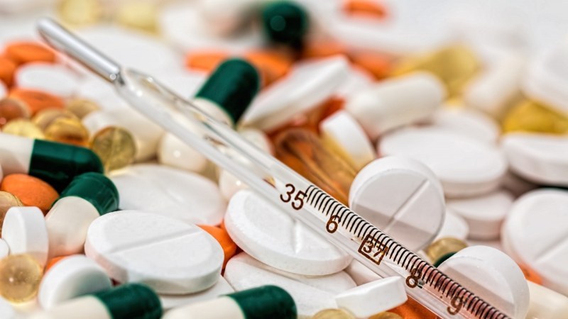 Близо 1000 лекарства са станали по-скъпи за една година