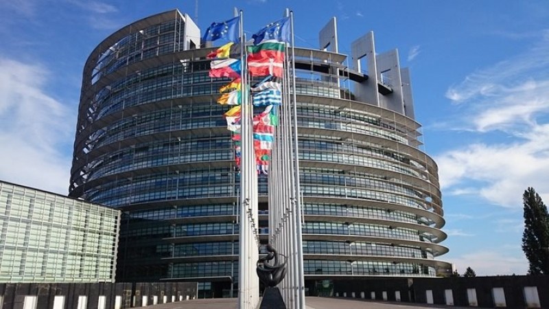 ЕП отне имунитетите на двама евродепутати, свързани с разследването по 