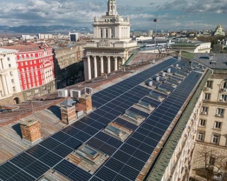 Фотоволтаична система ще захранва Президентството