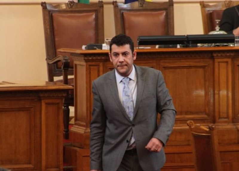 Евгени Будинов отговори на Морфов: Мъжката постъпка беше самият Сашо да ми го каже