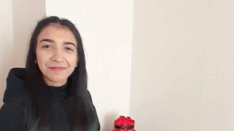 Самоубийство е водещата версия за смъртта на 21-годишната Ива, която изчезна преди дни