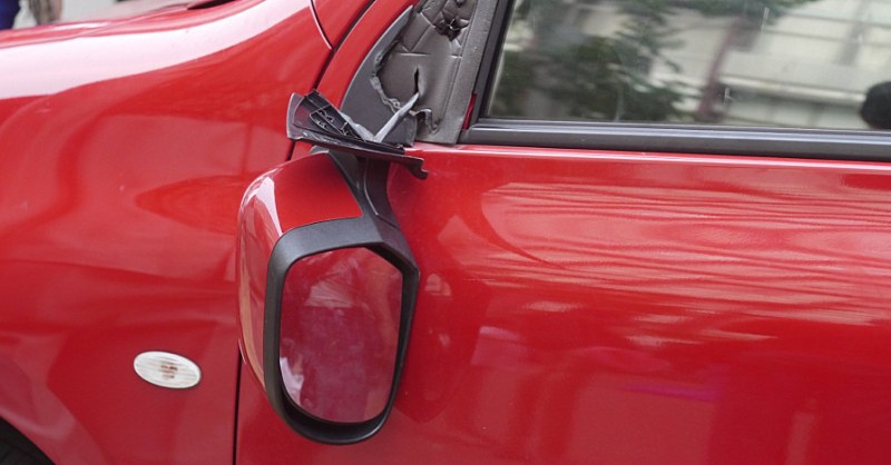 26 коли в София осъмнаха с изпочупени огледала