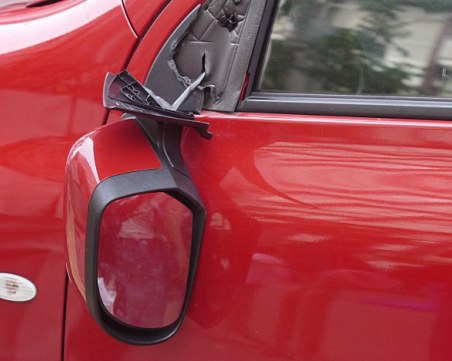 26 коли в София осъмнаха с изпочупени огледала