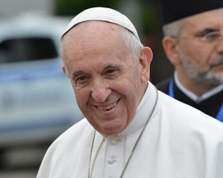 Папа Франциск осъди законите, които криминализират хомосексуалността