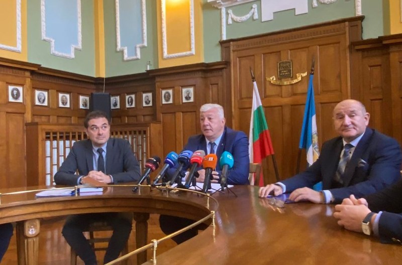 Райчев: Общината е санкционирана със 17 млн. лв. заради поръчка на Тотев