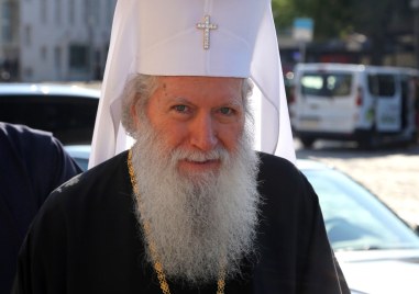 Българският патриарх Неофит изпрати съболезнователни адреси до Константинополския патриарх Вартоломей