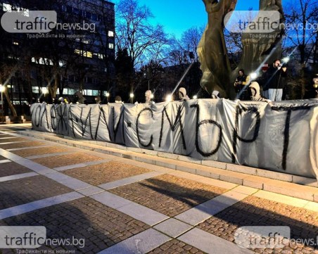 Феновете на Ботев: Няма  да приемем недовършен стадион, вече не можем да търпим