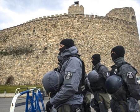 Северна Македония награждава полицаите, пазили честванията за Гоце Делчев