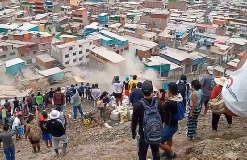 Свлачища в Перу отнеха живота на най-малко 36 души