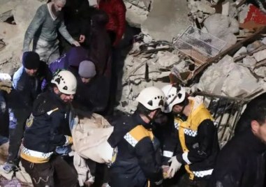 45 часа след опустошителния трус в Турция спасителите откриха поредното