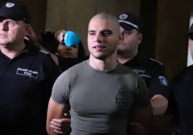 19 годишният Васил Михайлов син на прокурора Бисер Михайлов е разследван