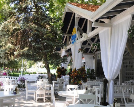 Пуснаха на търг култов ресторант на Гребната база за 1320 лв.на месец