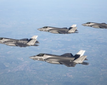 Германия: Изпращането на изтребители на Украйна засега не е на дневен ред за нас