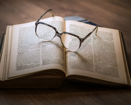 Колко добре познаваме великите български автори?