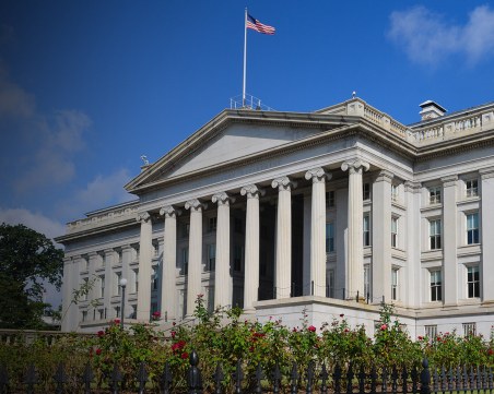 САЩ санкционира по 