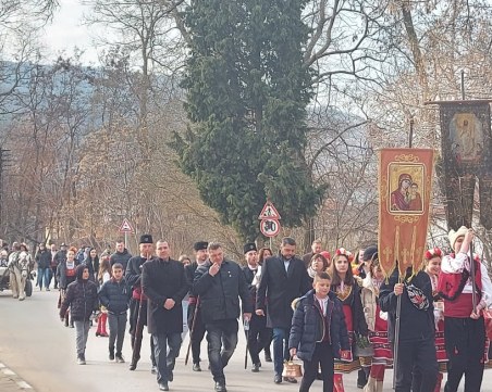 С шествия и винени конкурси община „Родопи