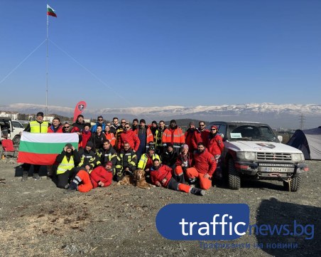 След 179 часа под руините: Извадиха жена, открита от българските доброволци