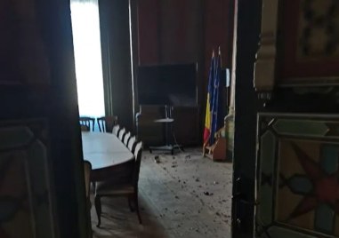 Двама души в румънския град Търгу Жиу са леко пострадали