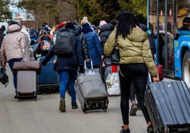Пререгистрират пристигналите от Украйна бежанци в страната ни Дейността започна
