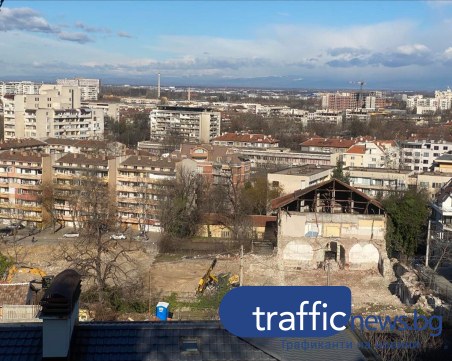 Взривове тресат ежедневно Бунарджика! Общината: Всичко е законно!