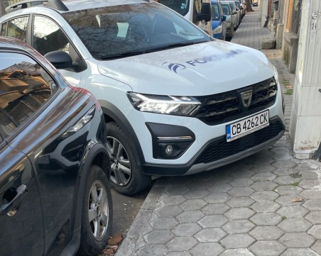 Пловдивчани бесни: Шофьор на фирмена кола редовно пише правилата по свое усмотрение