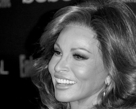 Почина американската актриса Ракел Уелч