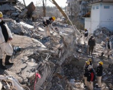 Технология на НАСА помага в откриването на хора, затрупани при земетресенията