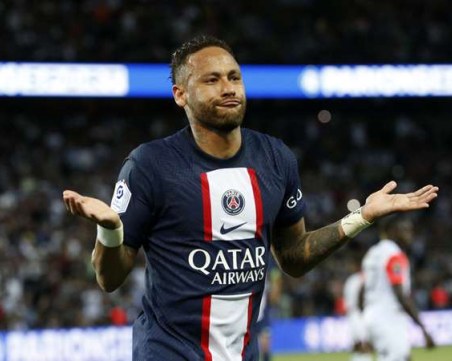 Неймар участва на покер турнир веднага след загубата от Байерн Мюнхен